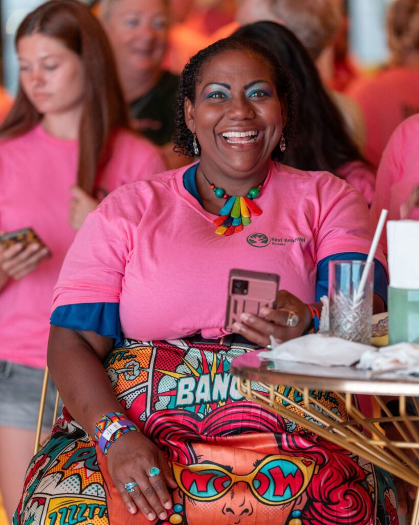 A Reefiesta guest enjoys the evening reception.